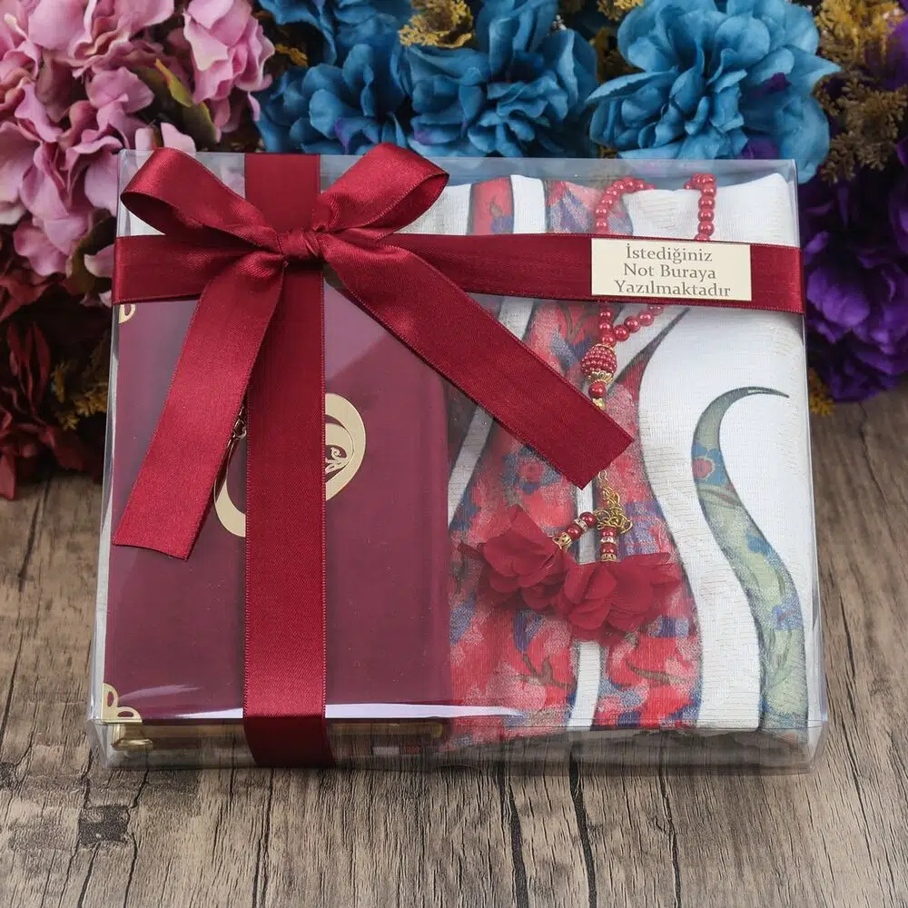 هدية � غلف بال� خ� ل القرآن الكري� , سجادة صلاة, لؤلؤ سبحة, بعلبة أسيتات (26x23) طق� 
