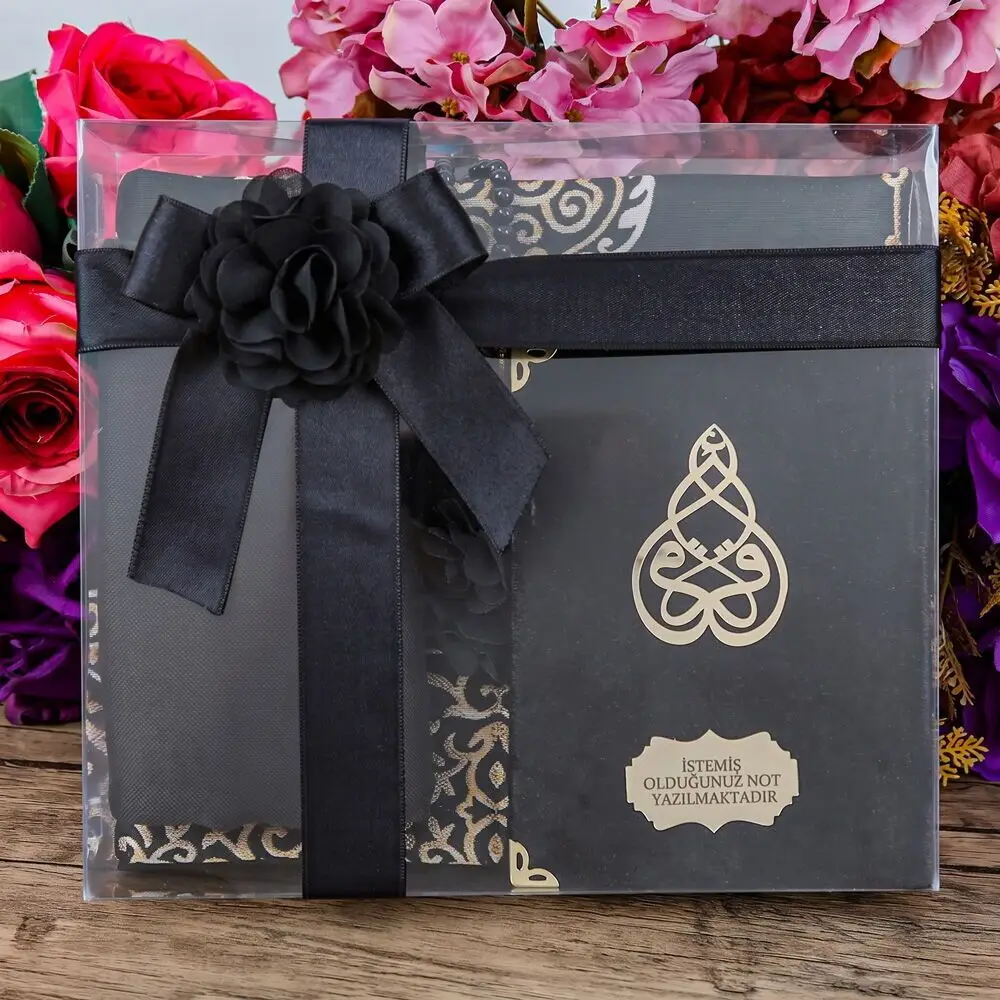 Hediyelik Kadife Kaplı Yasin Kitabı, Seccade, Şal, İnci Tesbih, Asetat Kutulu (26×23) Set - Siyah
