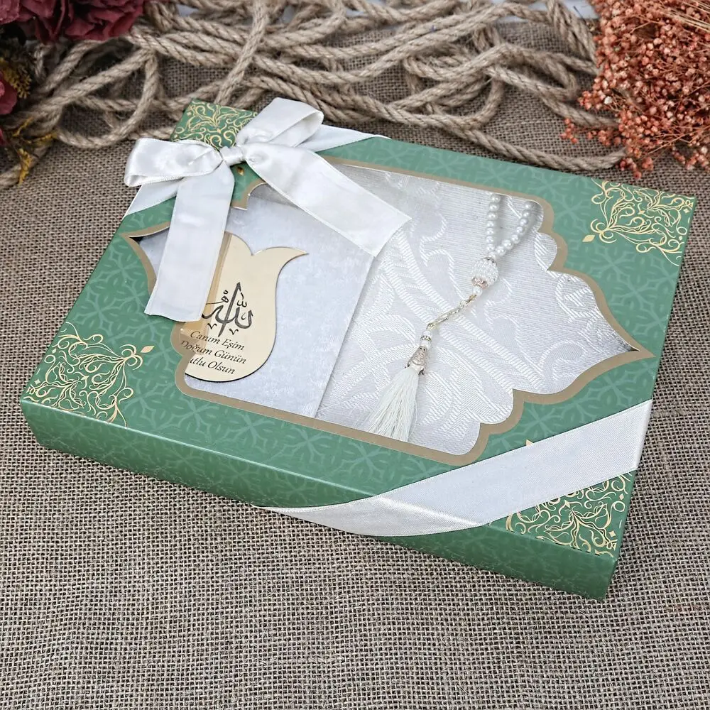 Gift Yasin Book, Prayer Rug, Pearl Tesbih Set - Cream