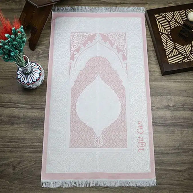� خصص ي� برويديأح� ر نور حريري تفتة سجادة صلاة وردي فاتح 68×110 س�  - 200 غرا� 