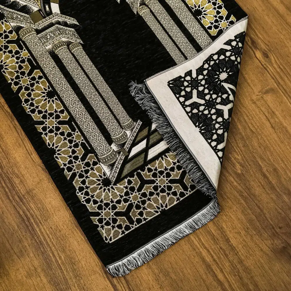 Medine Lüks Şönil Seccade Siyah (66x116cm) 520 gr